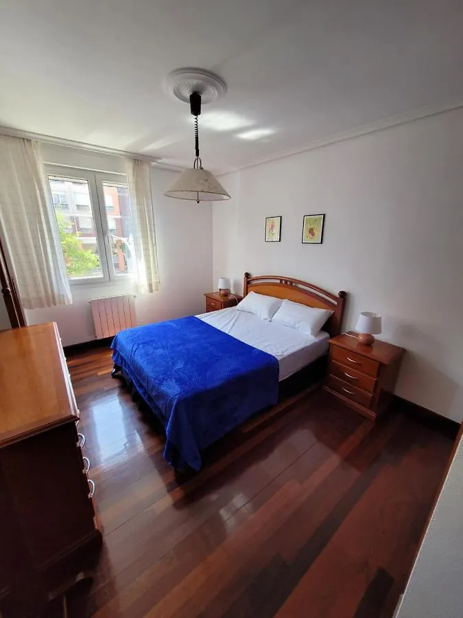 Nuevo! 3 Habitaciones Con Garaje Privado Santander 0*,  España
